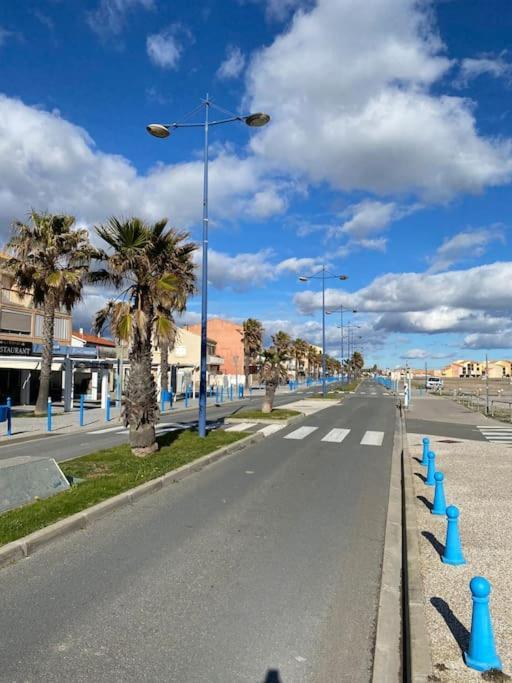 Appartement Proche De La Plage Saint-Pierre-la-Mer  Exteriör bild