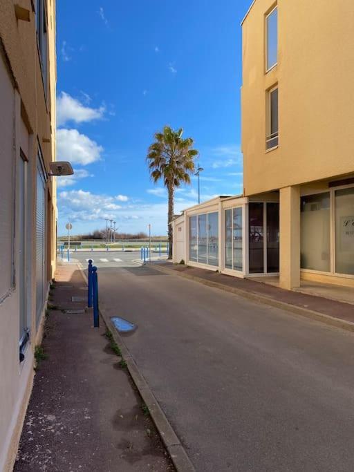 Appartement Proche De La Plage Saint-Pierre-la-Mer  Exteriör bild