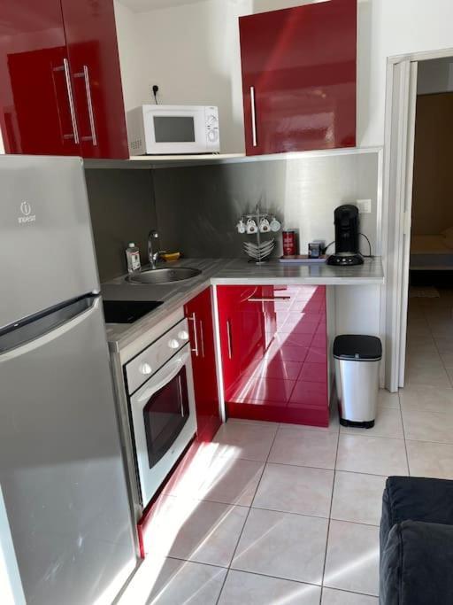 Appartement Proche De La Plage Saint-Pierre-la-Mer  Exteriör bild