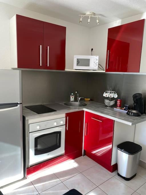 Appartement Proche De La Plage Saint-Pierre-la-Mer  Exteriör bild